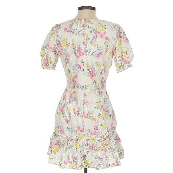 Yumi Kim Floral Eyelet Puff Sleeve Mini Dress Size 8 - Picture 11 of 13